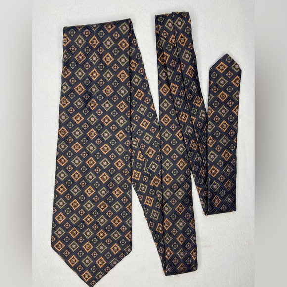 Robert Talbott Best of Class Neck Tie Silk Black Brown Squares Hubert White - Picture 6 of 6